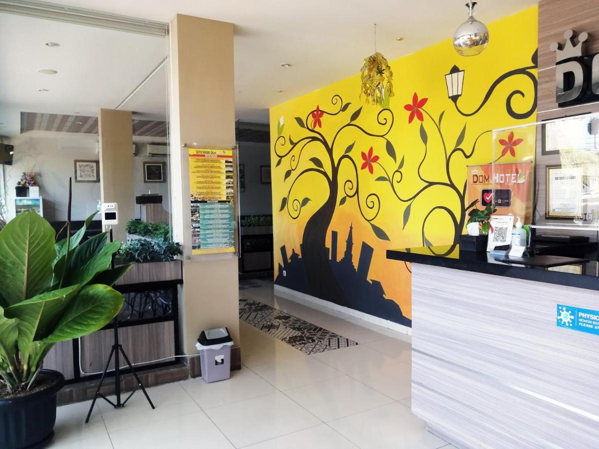 Dom Hotel Jogja Ngaglik Exterior foto